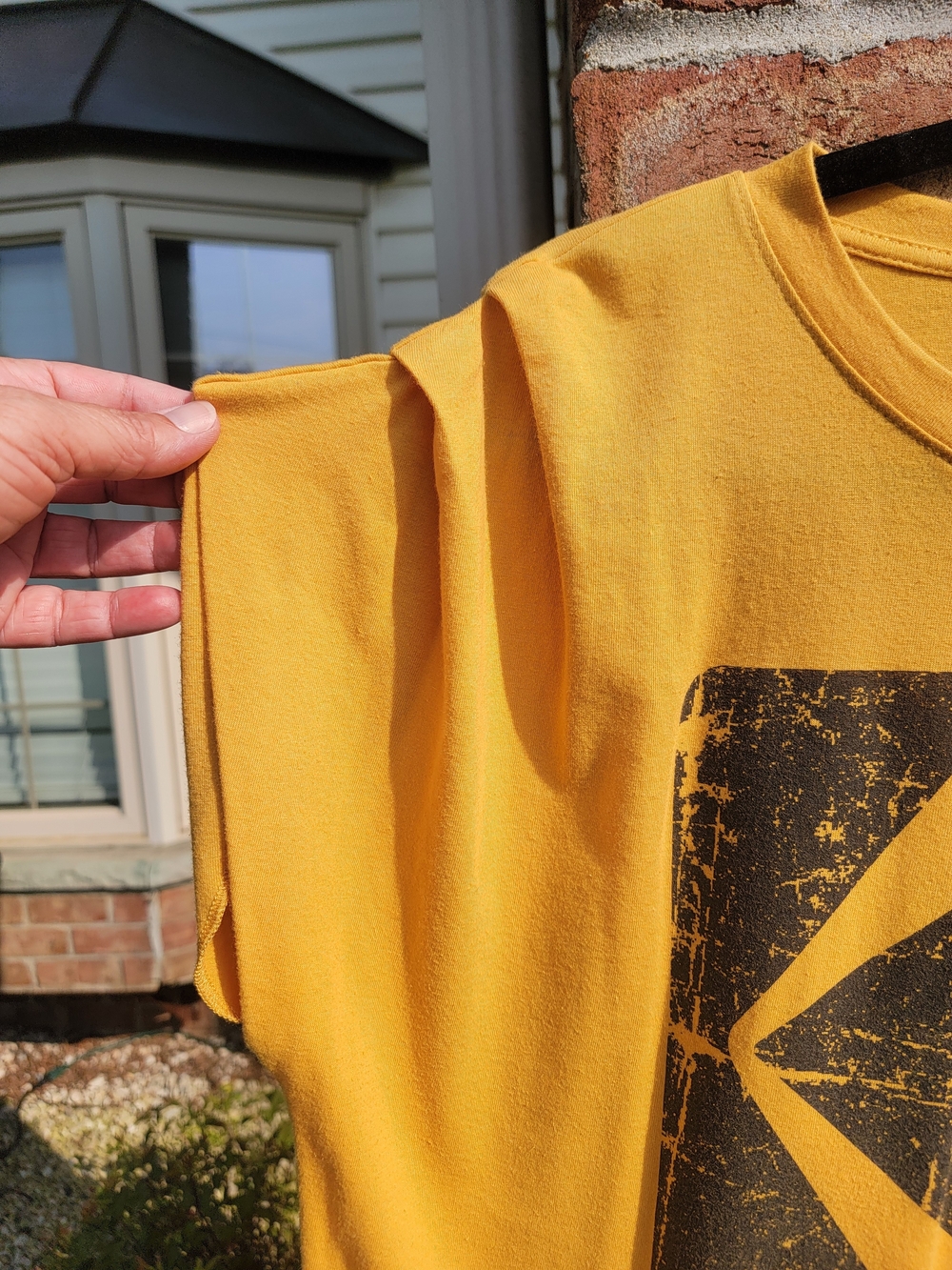 Kodak Women's Yellow Logo T-Shirt - Picture 4 of 7